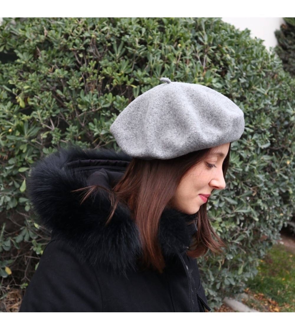 Boina clásica gris claro