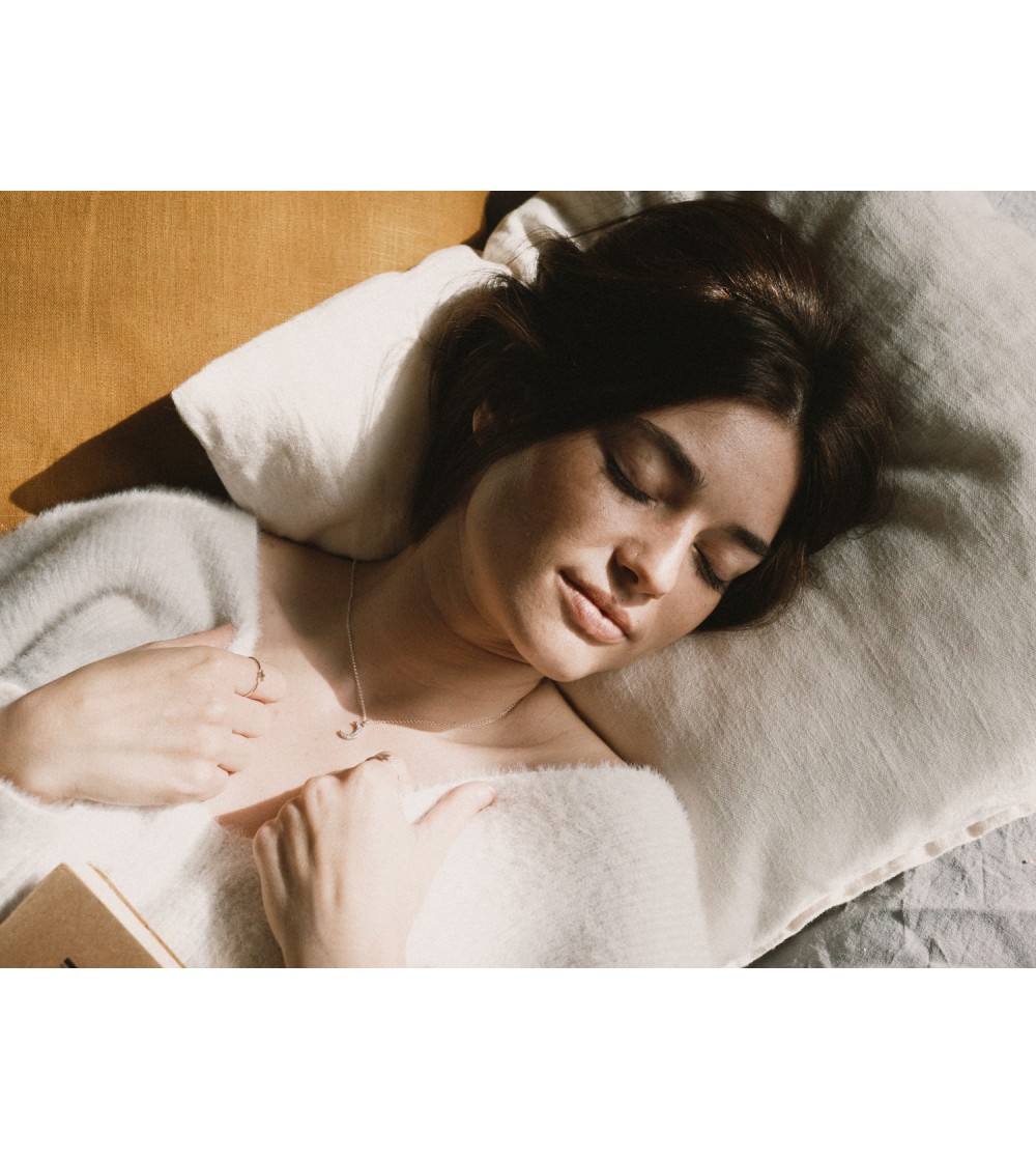 Nocturna Colgante fauna y flora